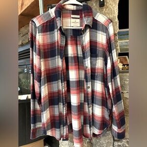 American Eagle Women’s Amazingly Soft Boyfriend Fit Flannel - size M